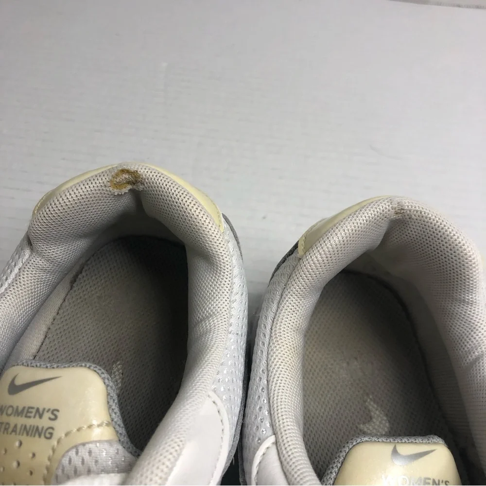 Nike Sneakers Womens 8.5 Air Exceed White Running Shoes Lace Up Low Top